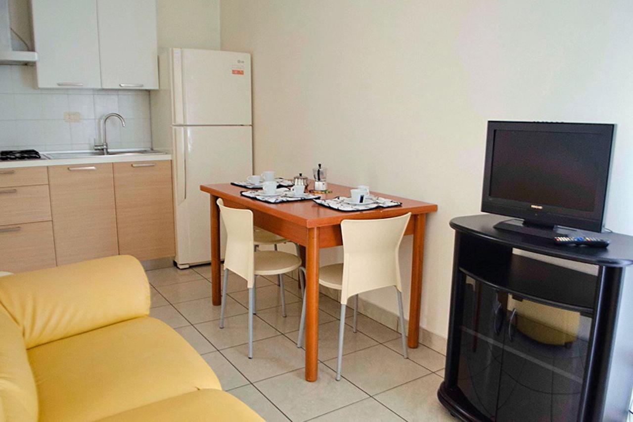 Residence Comfort Riccione Zewnętrze zdjęcie
