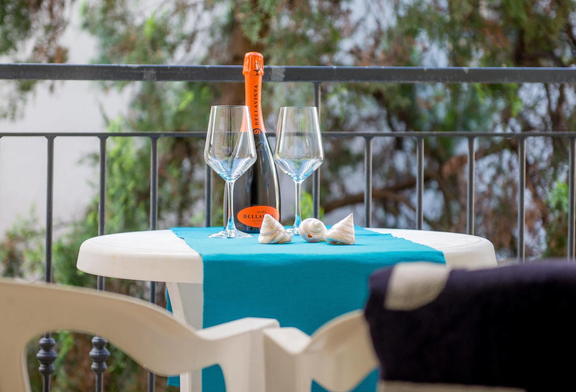 Residence Comfort Riccione Zewnętrze zdjęcie